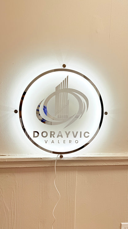 Logo en Acrílico | Base Geométrica